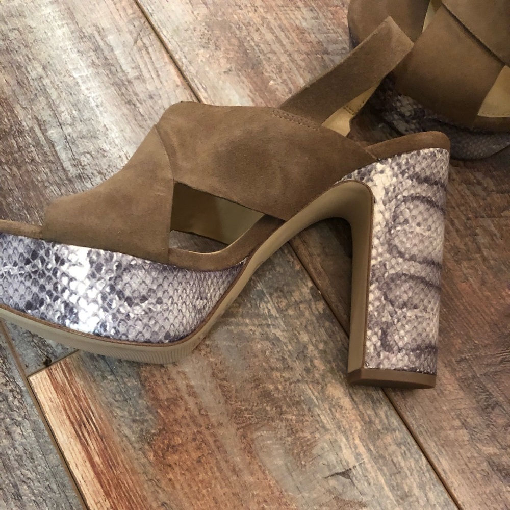 MK snakeskin heel